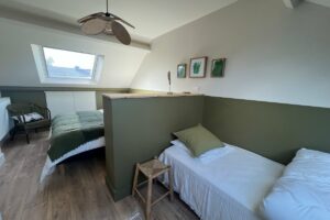 03f566d9-ac9b-4203-920d-cfda5894d3ec