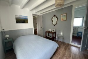 1c8e0876-f907-4c60-a385-c72a7e84c2dd