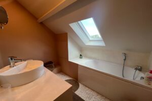 9ea068c9-a899-4beb-83b4-f02845500e1a