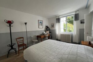 c177fca6-a3e1-4551-99f3-7a661d443c7c