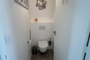 290d81a3-8a32-488e-b832-9fa0b5e85a98